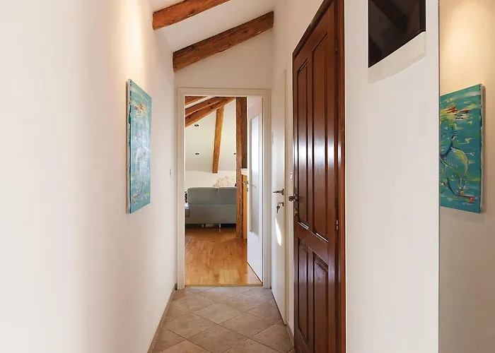 Apartman Titova Riva Cr *